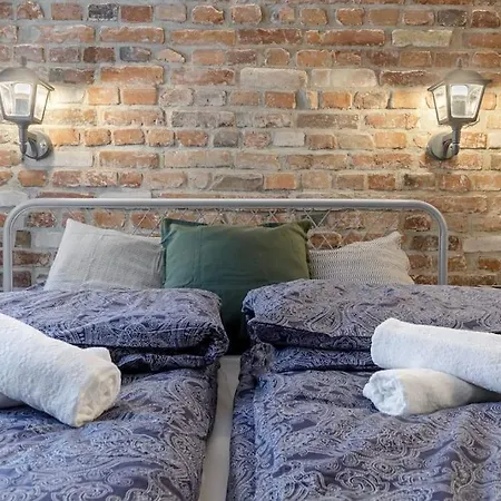 Weronika's Urban Hideaway Appartamento