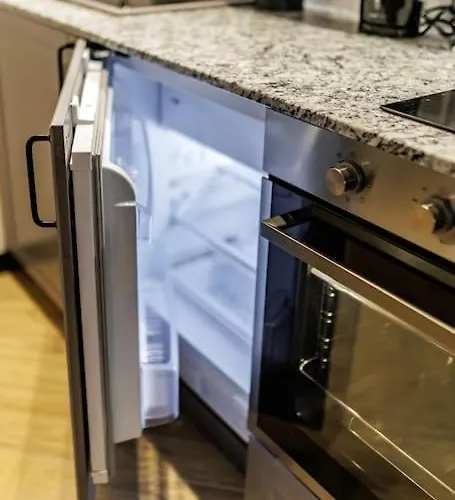 Weronika's Urban Hideaway شقة فروتسواف