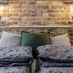 Weronika's Urban Hideaway Apartament