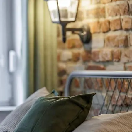 Апартаменты Weronika's Urban Hideaway *