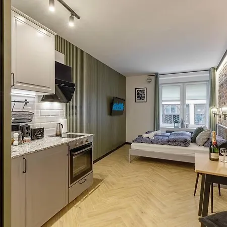 Weronika's Urban Hideaway Apartament *